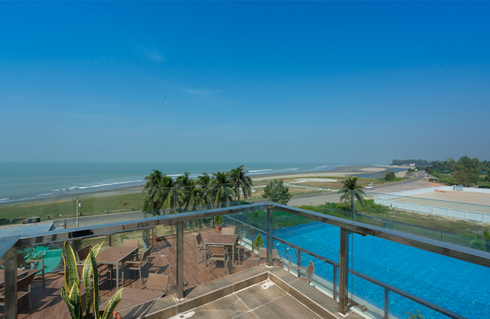 Captivating Cox's Bazar Beach view near DERA Resort